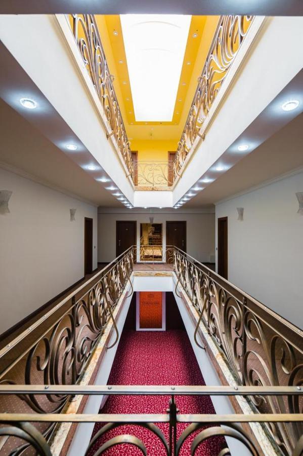 Hotel Opal Zalău Exteriör bild